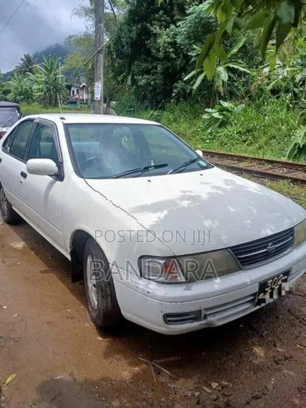 Nissan Sunny EX Saloon 1997