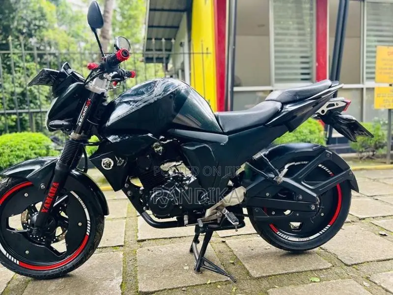 Yamaha FZ 2016