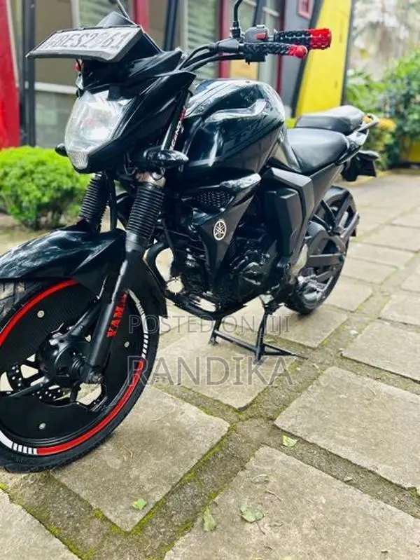Yamaha FZ 2016