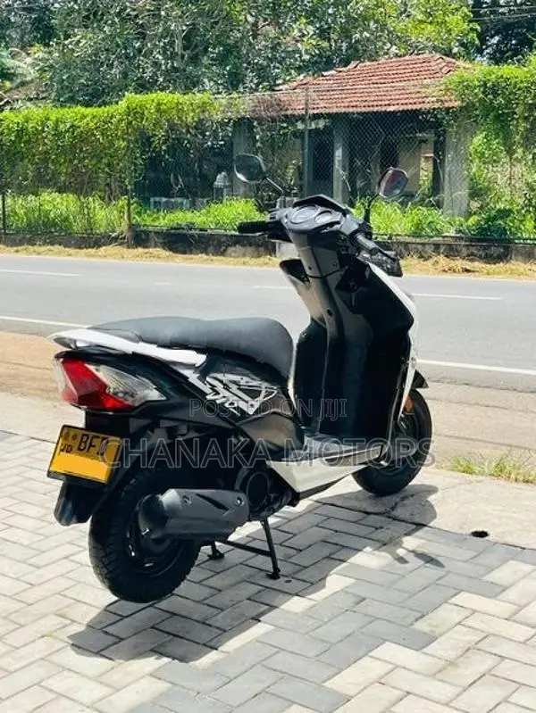 Honda Dio 2017