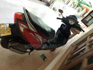 TVS Scooty Zest 2015