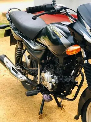 Bajaj Platina 100 2017