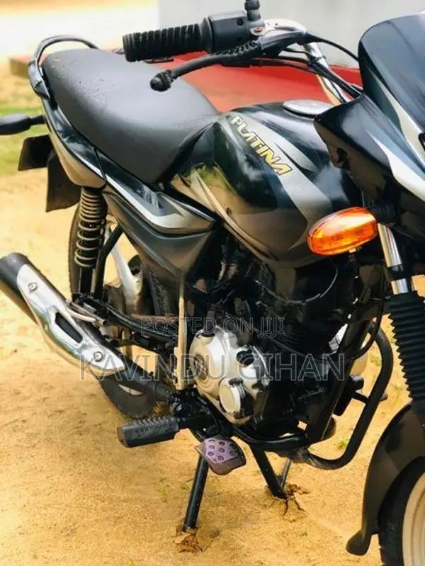 Bajaj Platina 100 2017