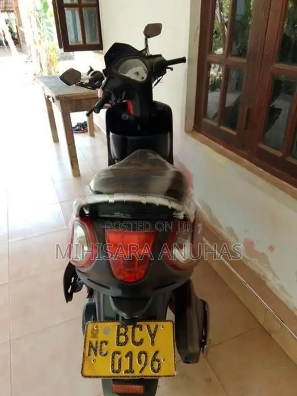 TVS Scooty Zest 2015