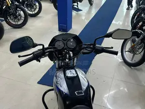 Bajaj CT100 2026