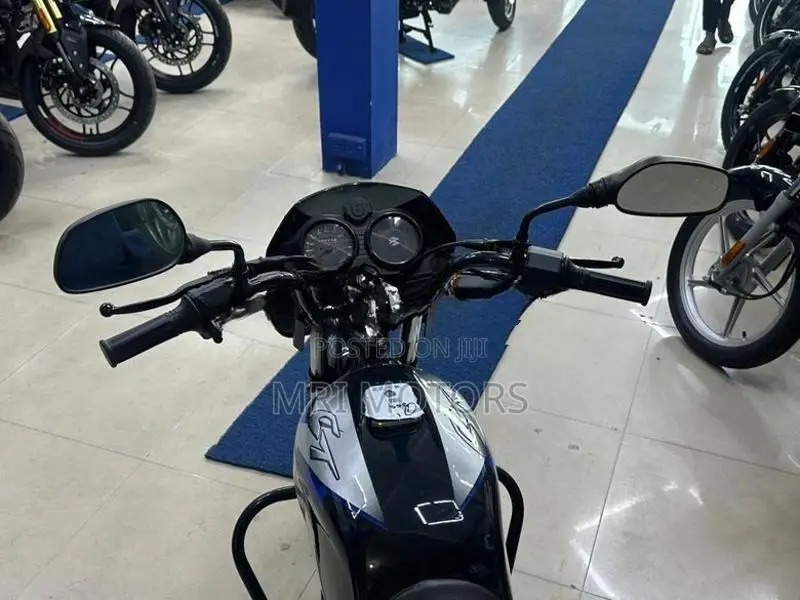 Bajaj CT100 2026