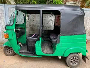 Bajaj RE 2010 2009