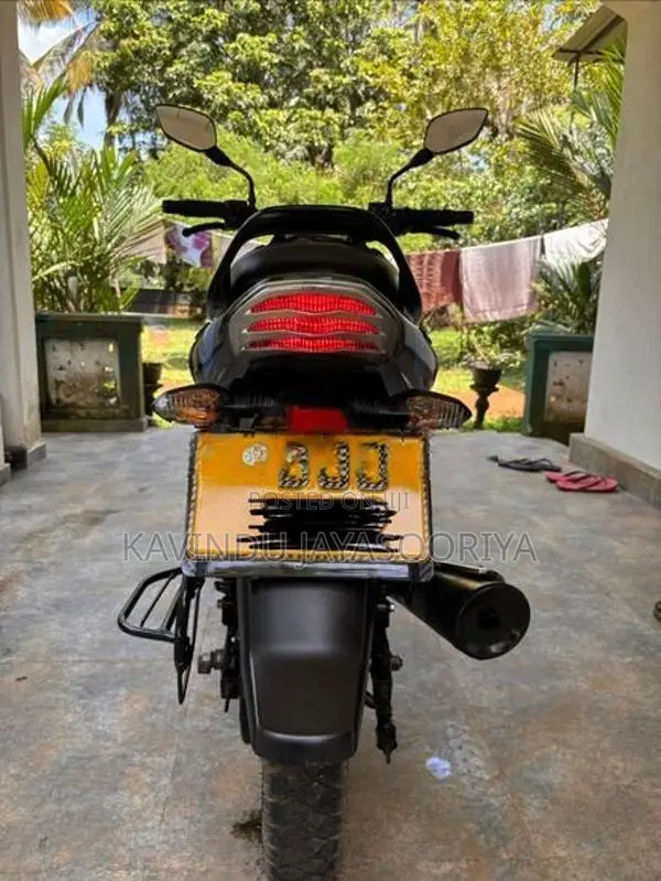 Bajaj Discover 125 2024