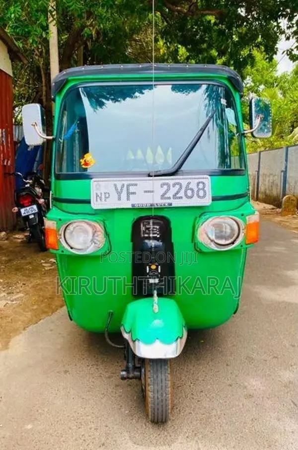Bajaj RE 2010 2009