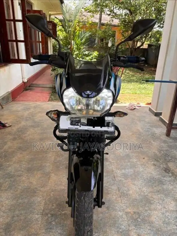 Bajaj Discover 125 2024