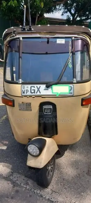 Bajaj RE 2002