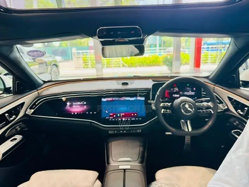 Mercedes Benz E200 AMG Avantgarde Pack 2025