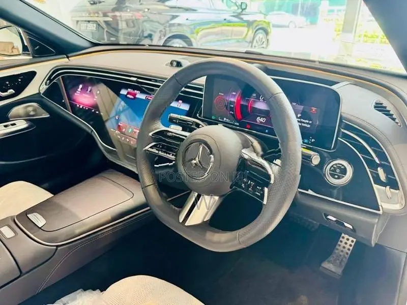 Mercedes Benz E200 AMG Avantgarde Pack 2025