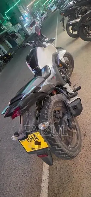 Honda CB Hornet 160R 2017