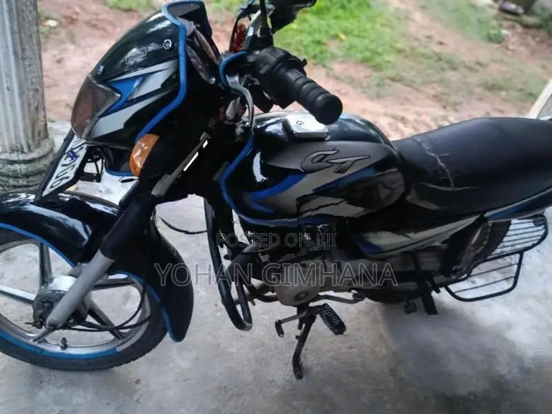 Bajaj CT100 2019