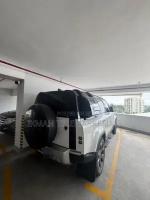 Land Rover Defender 110 2024