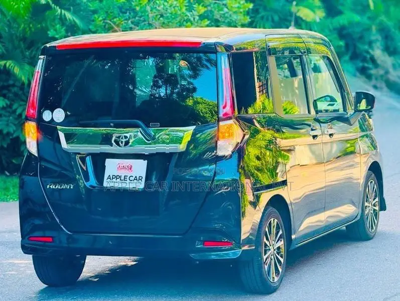 Toyota Roomy Custom GTLine Turbo 2024
