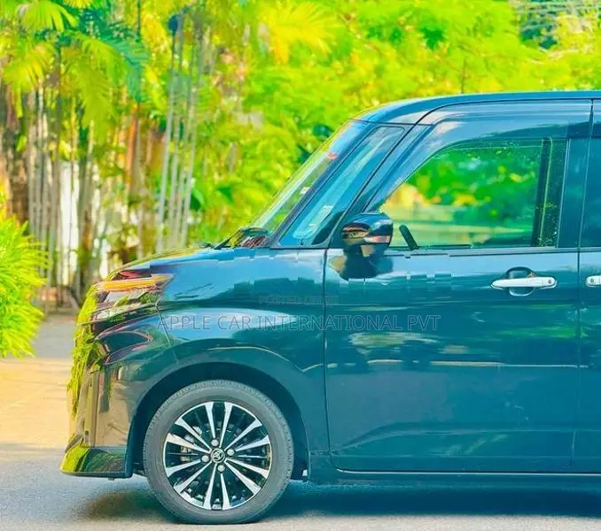 Toyota Roomy Custom GTLine Turbo 2024
