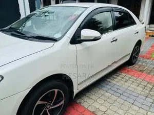 Toyota Premio 2015