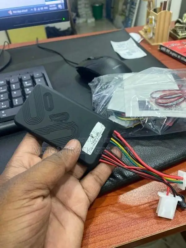 Vehicle Gps Tracker Engine Cut-Off