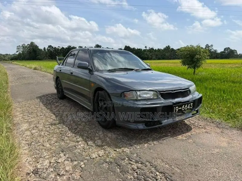 Mitsubishi Lancer 1995