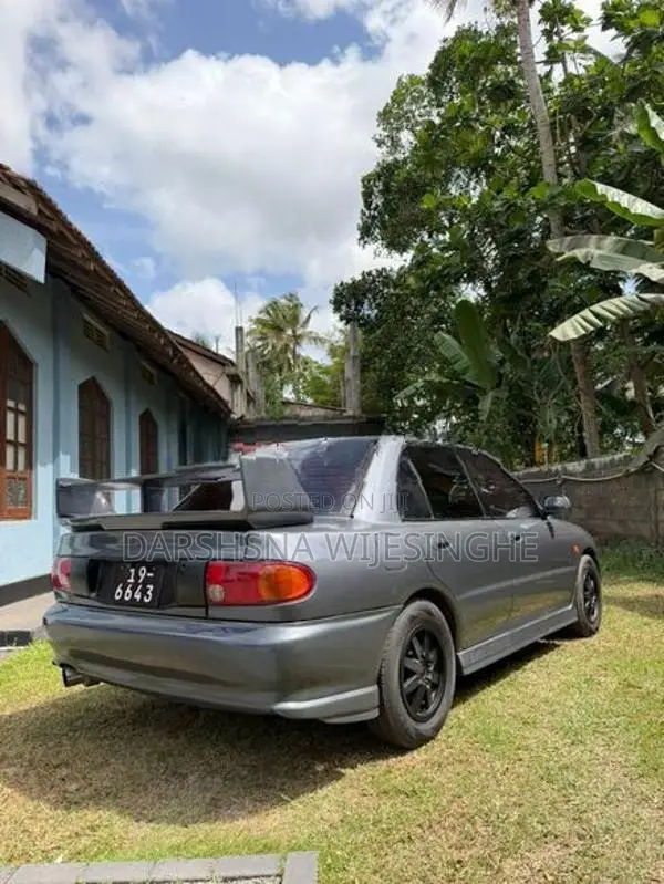 Mitsubishi Lancer 1995
