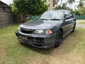 Mitsubishi Lancer 1995