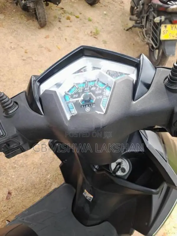 Yamaha Ray ZR 2018
