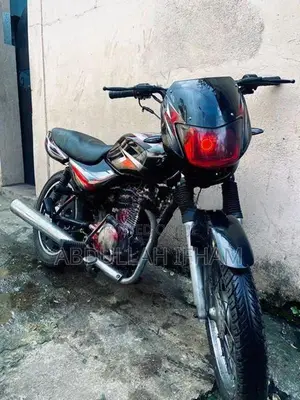 Bajaj CT100 2006