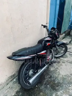 Bajaj CT100 2006