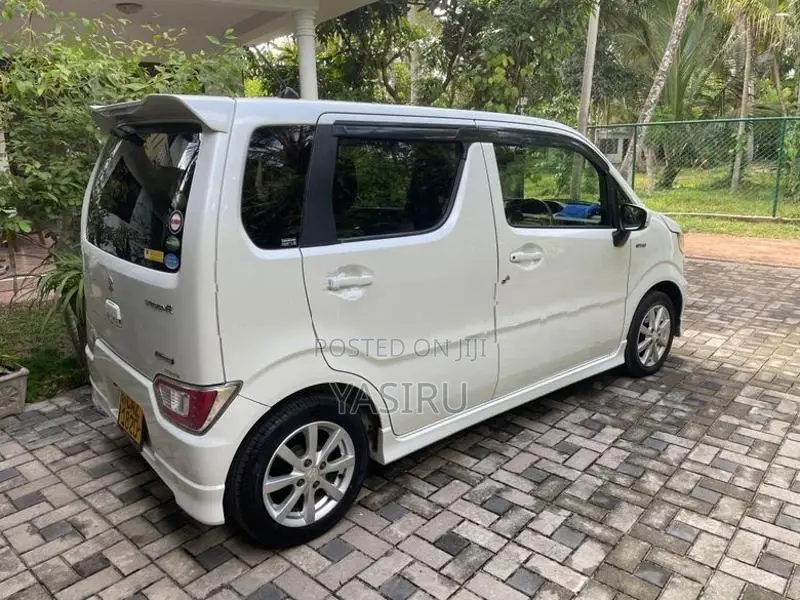 Suzuki Wagon R FZ Safety 2017