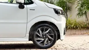 Suzuki Wagon R ZX Custom 2026