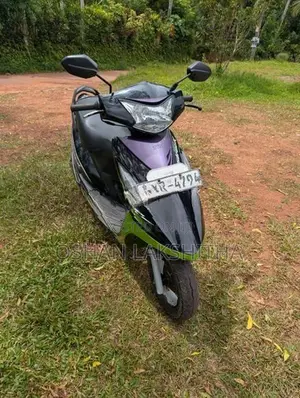 TVS Streak 2012