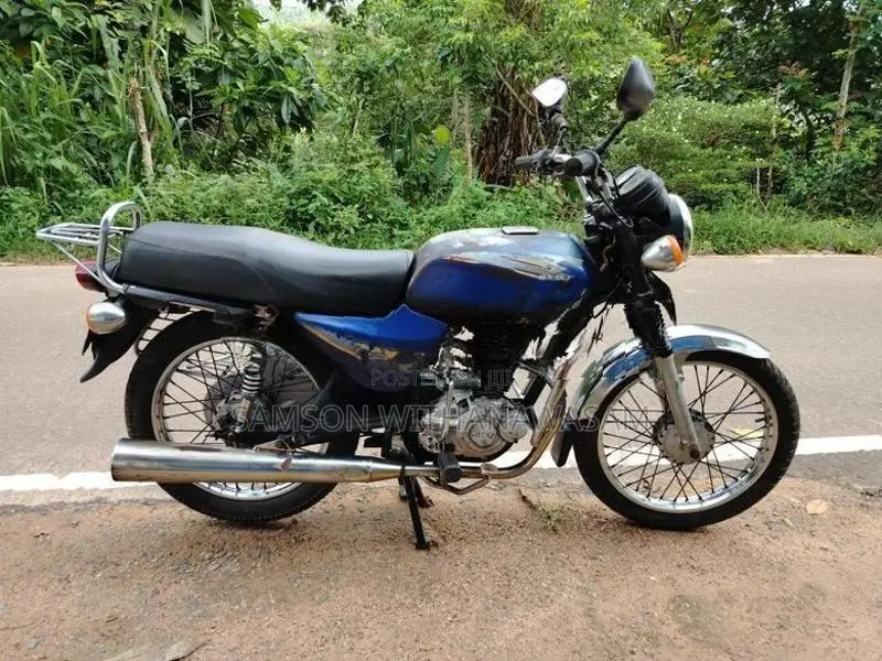 Bajaj Boxer 2003