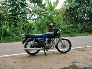 Bajaj Boxer 2003