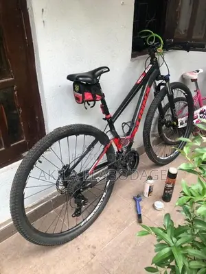 Trinx M600 Bicycle