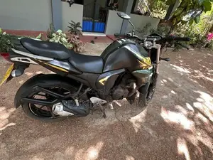 Yamaha FZs V2 2016