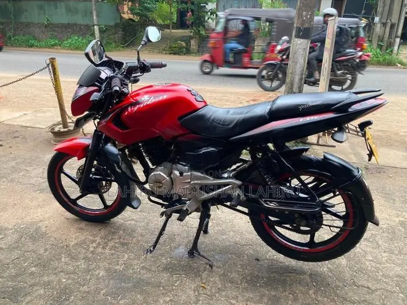 Bajaj Pulsar 135 2016