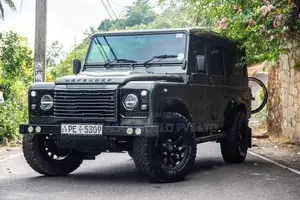 Land Rover Defender 2005