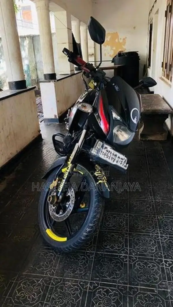 Bajaj Pulsar 150 2018