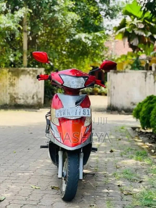 TVS Streak 2010