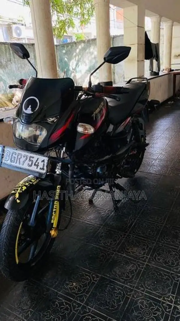 Bajaj Pulsar 150 2018