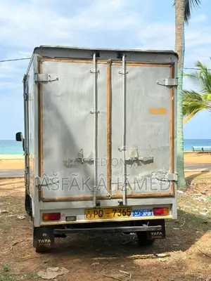 Tata Dimo Batta Aluminium Body 2011