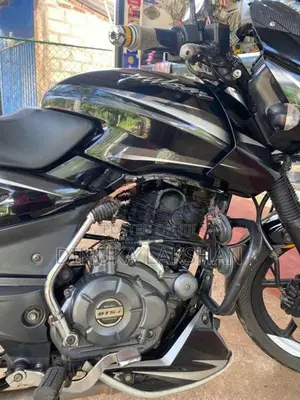 Bajaj Pulsar 150 2020