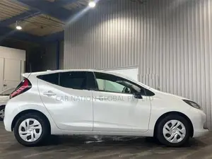 Toyota Aqua G HEV 2024