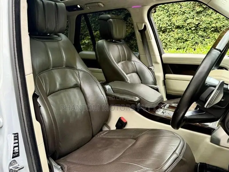 Land Rover Range Vogue SWB Comfort + 2018