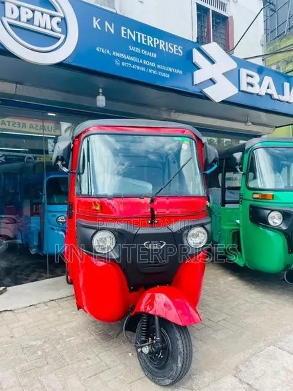 Bajaj RE 2026