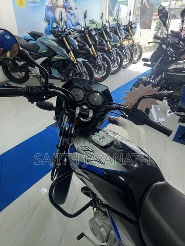 Bajaj CT100 2026