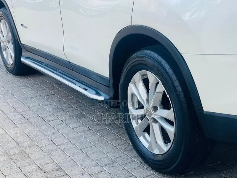Nissan X-Trail 2016