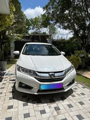 Honda Grace Ex 2017